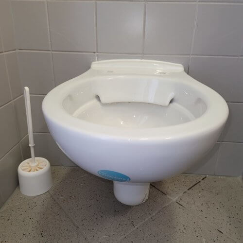 Randloses Hygienebeschichtetes WC mit Softcover Deckel