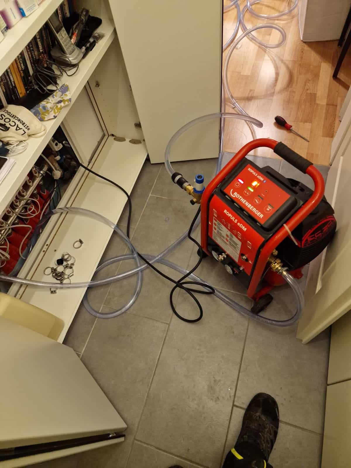 Fußbodenheizung Reinigung München