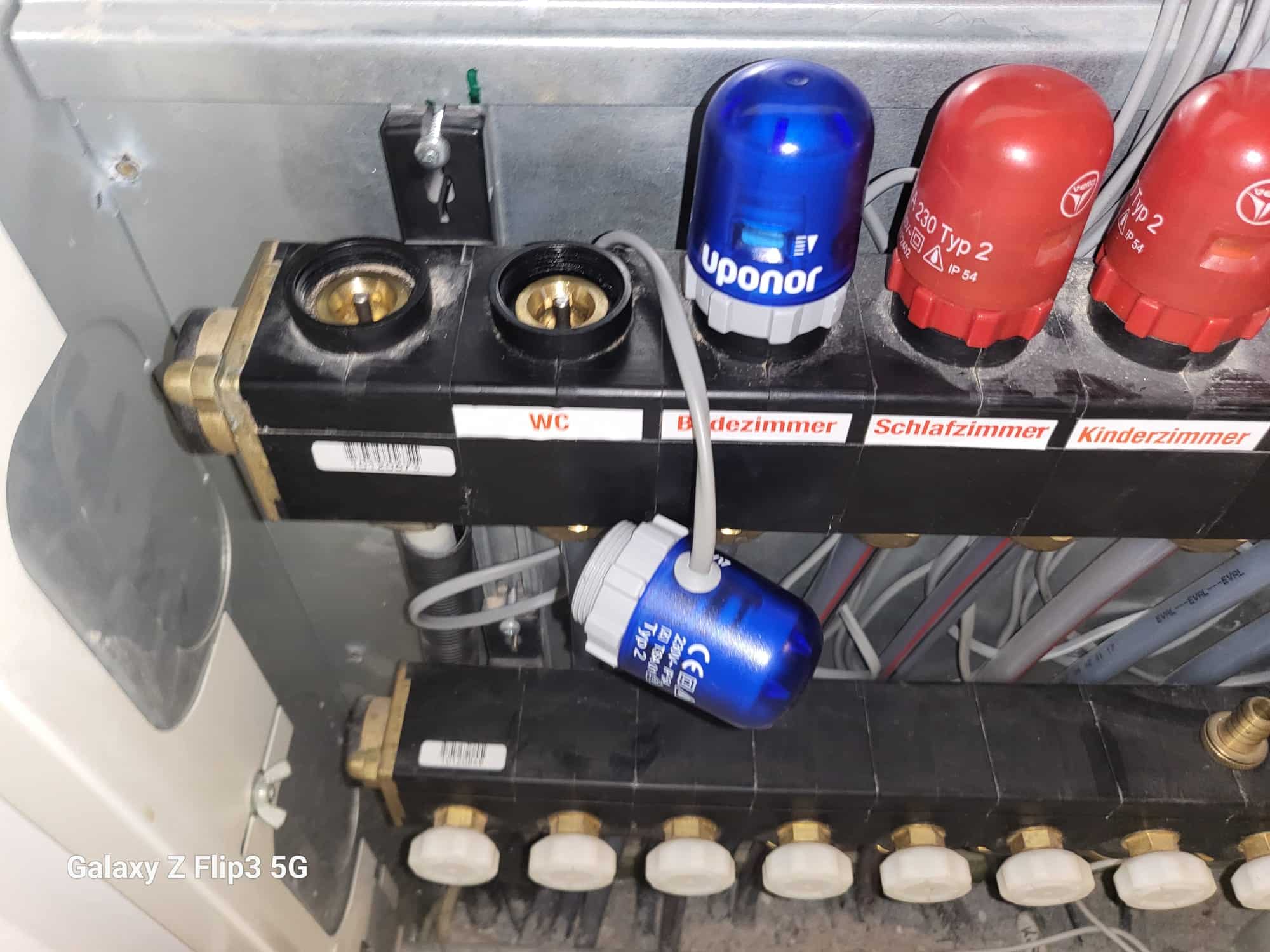 Reparatur eines defekten Reglers für die Fußbodenheizung